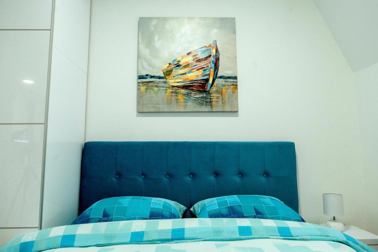 Apartman Happy Day ดิฟชิบาเร ภายนอก รูปภาพ