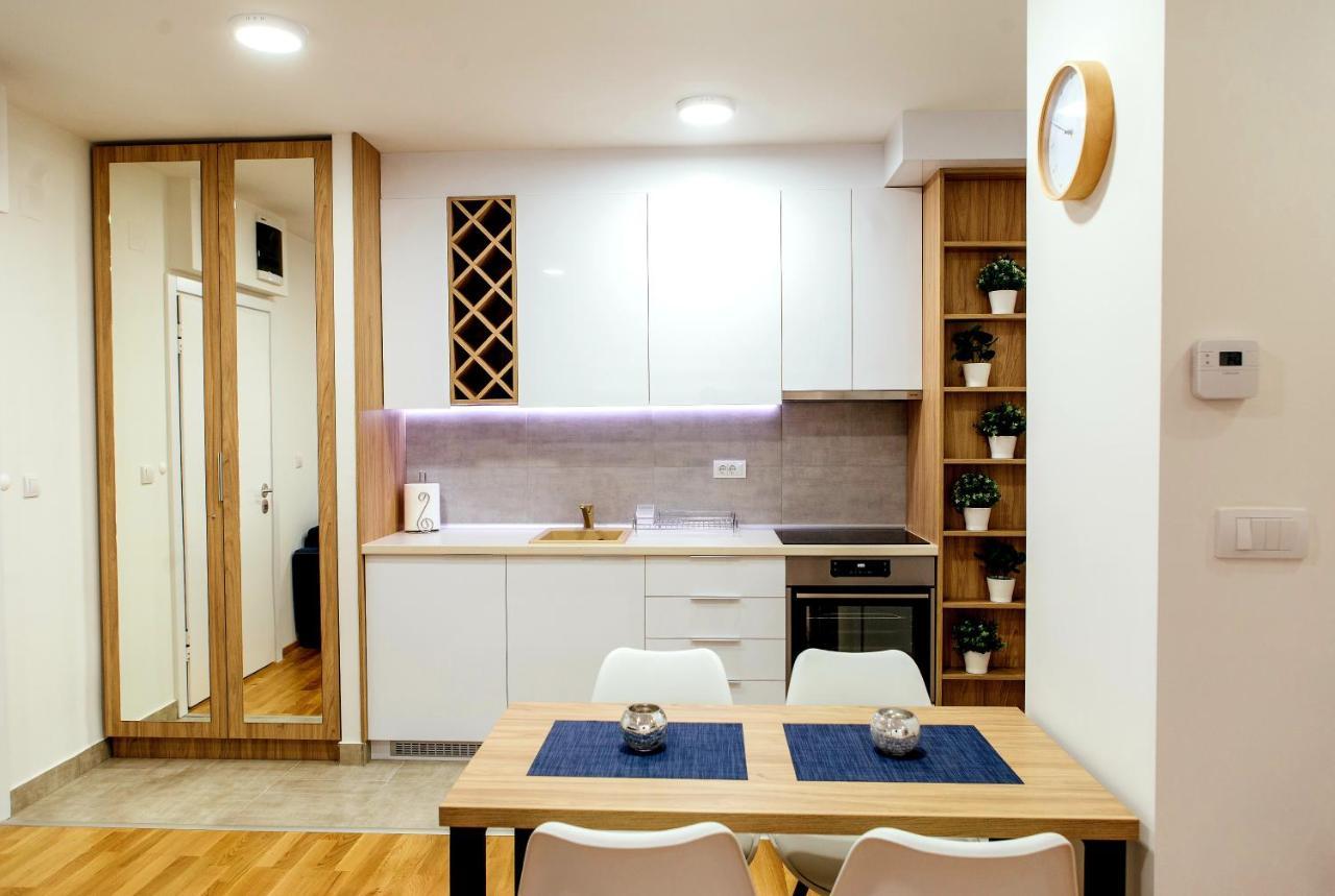 Apartman Happy Day ดิฟชิบาเร ภายนอก รูปภาพ