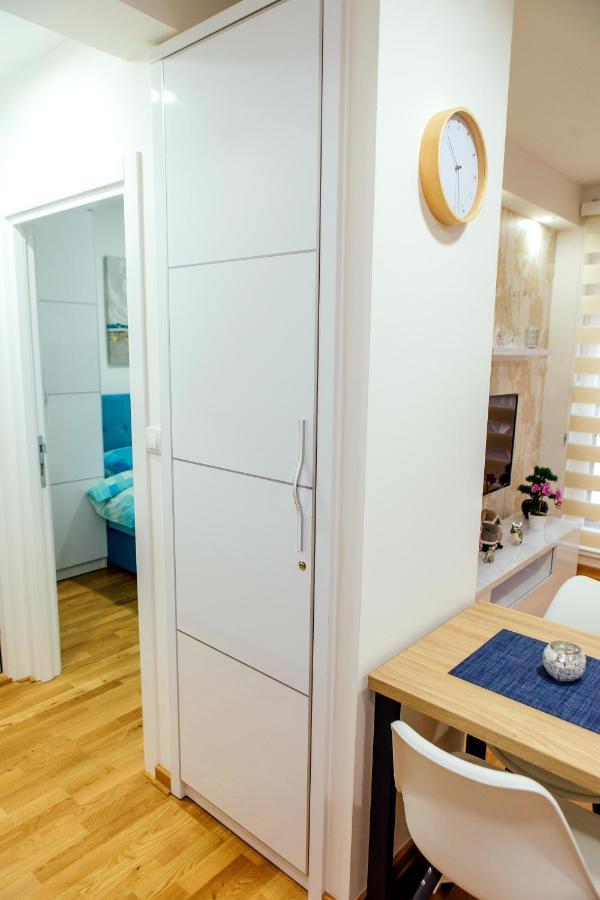 Apartman Happy Day ดิฟชิบาเร ภายนอก รูปภาพ